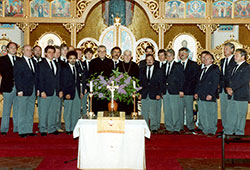 Der Männerchor sang 1983 in der Kathedrale Exarchie Maria Schutz und St. Andreas in München die heilige Messe im byzantinischen Ritus, zusammen mit dem Bischof Platon V. Kornyljak.